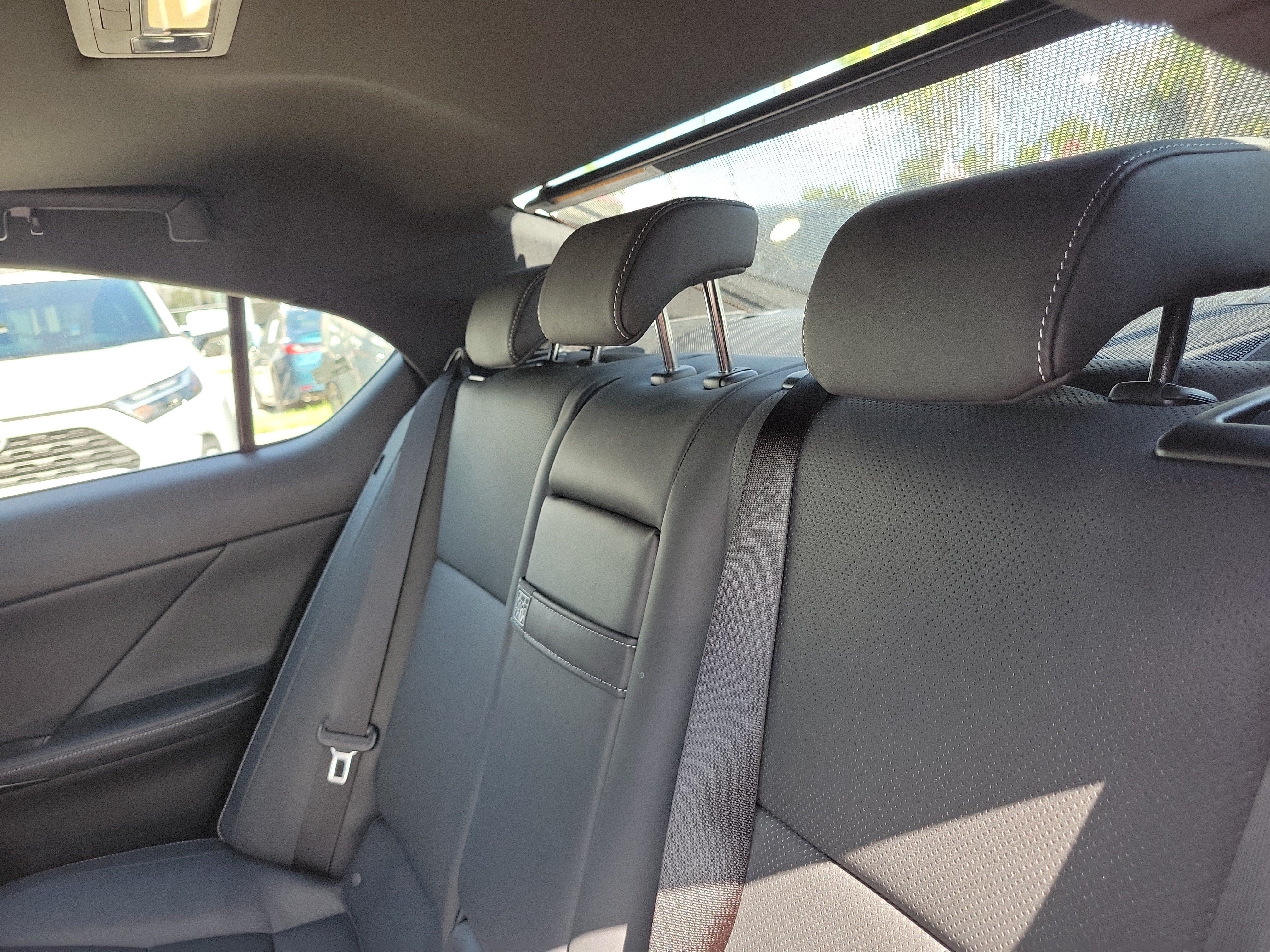 Used 2025 Lexus IS 300 w/ Premium Package RWD image 12