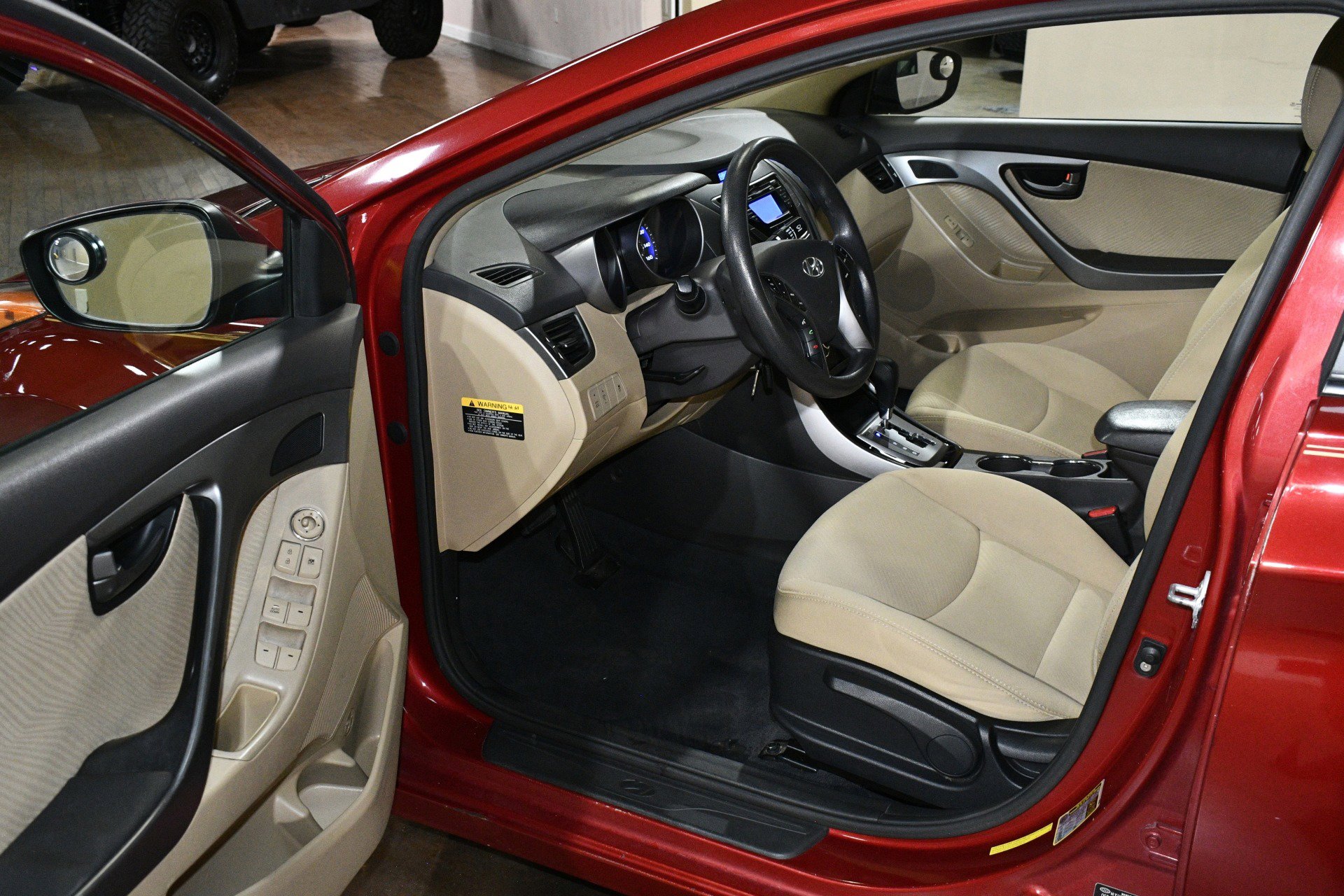 Used 2013 Hyundai Elantra GLS w/ Preferred Pkg FWD image 47