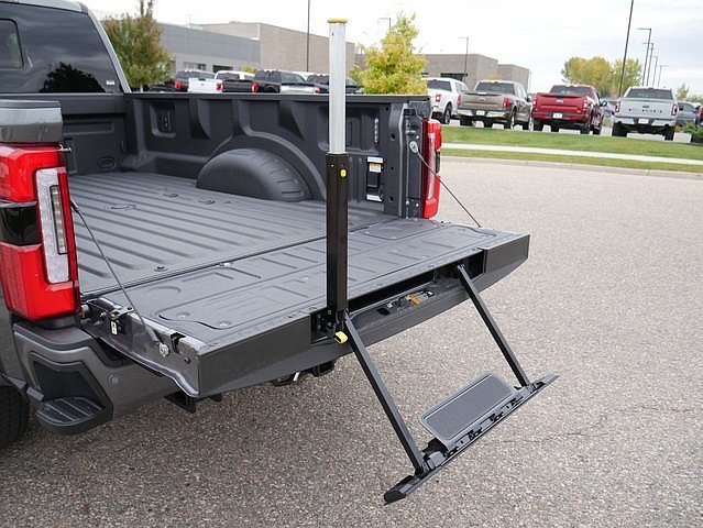 New 2026 Ford F450 Platinum w/ FX4 Off-Road Package image 44
