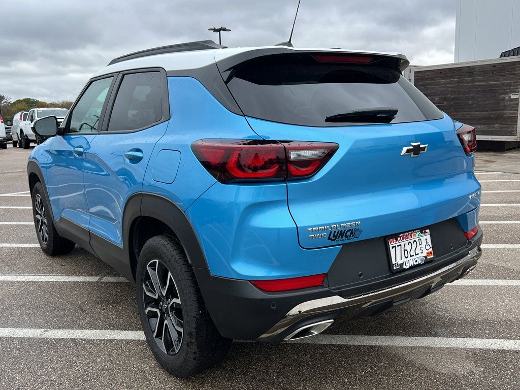 Used 2025 Chevrolet TrailBlazer ACTIV w/ Convenience Package image 3