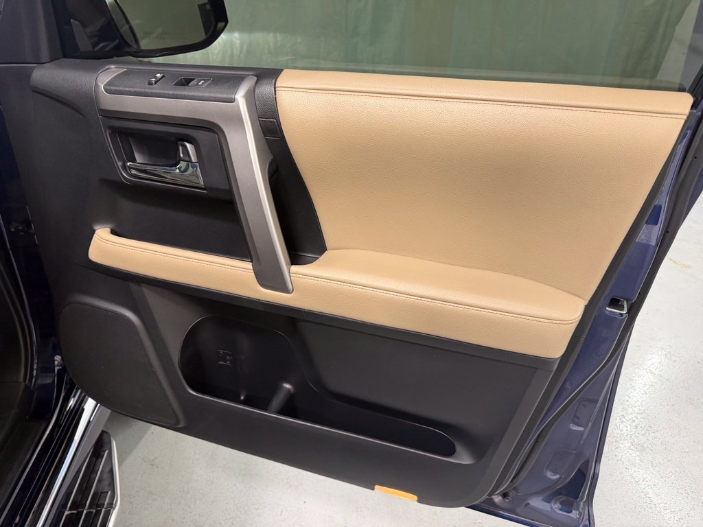 Used 2019 Toyota 4Runner Limited RWD image 19