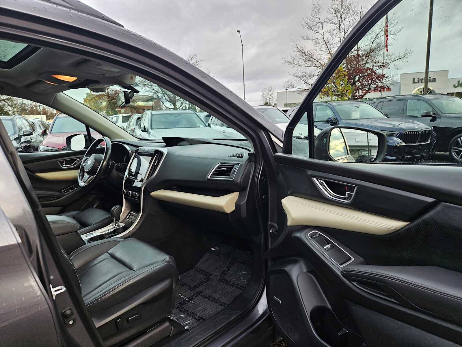 Used 2021 Subaru Ascent Limited w/ Technology Package image 10