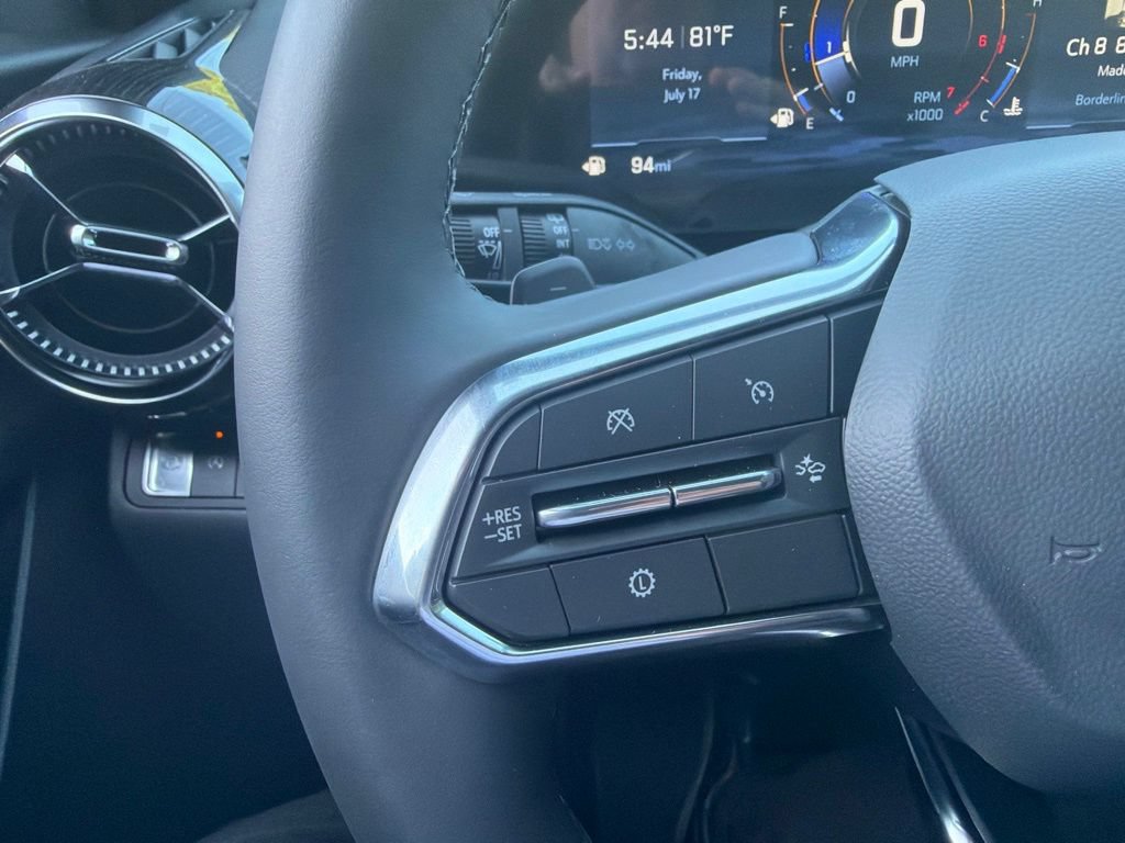 New 2026 Chevrolet Equinox LT w/ Convenience Package II FWD image 23