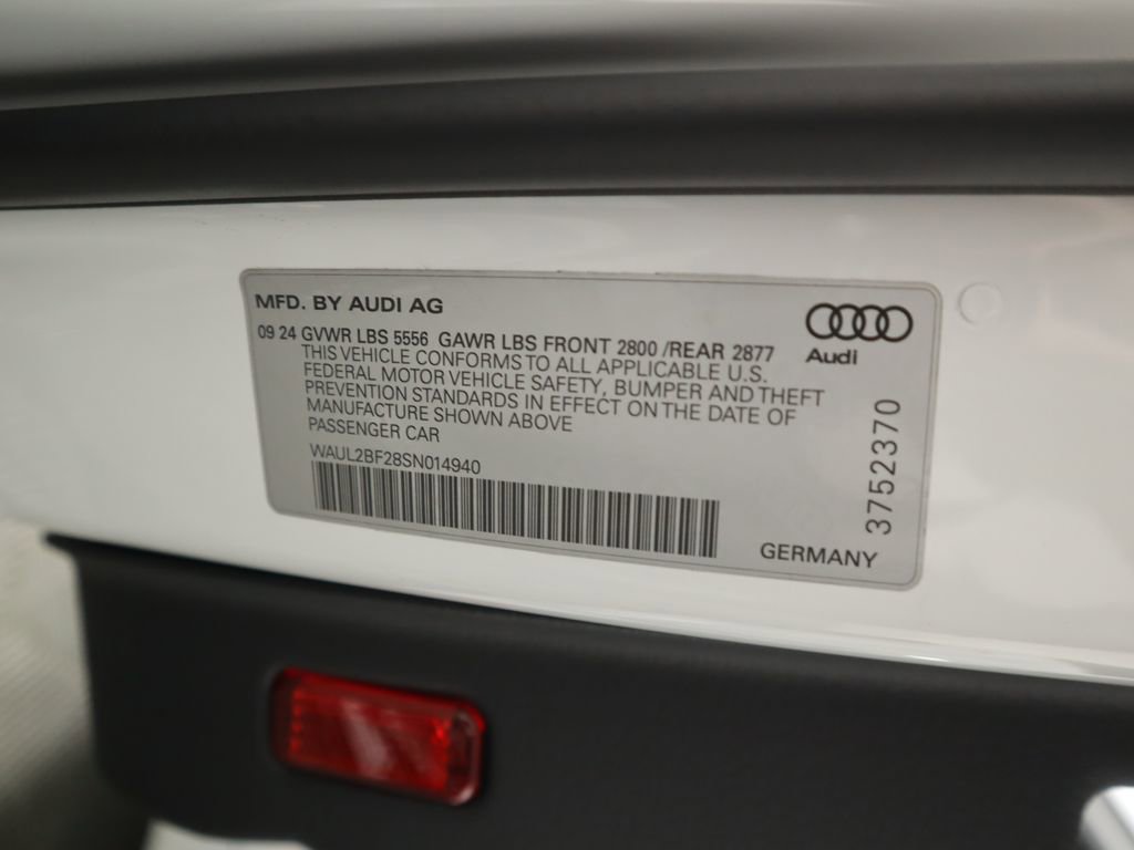 Used 2025 Audi A6 Premium Plus w/ Premium Plus Package image 34