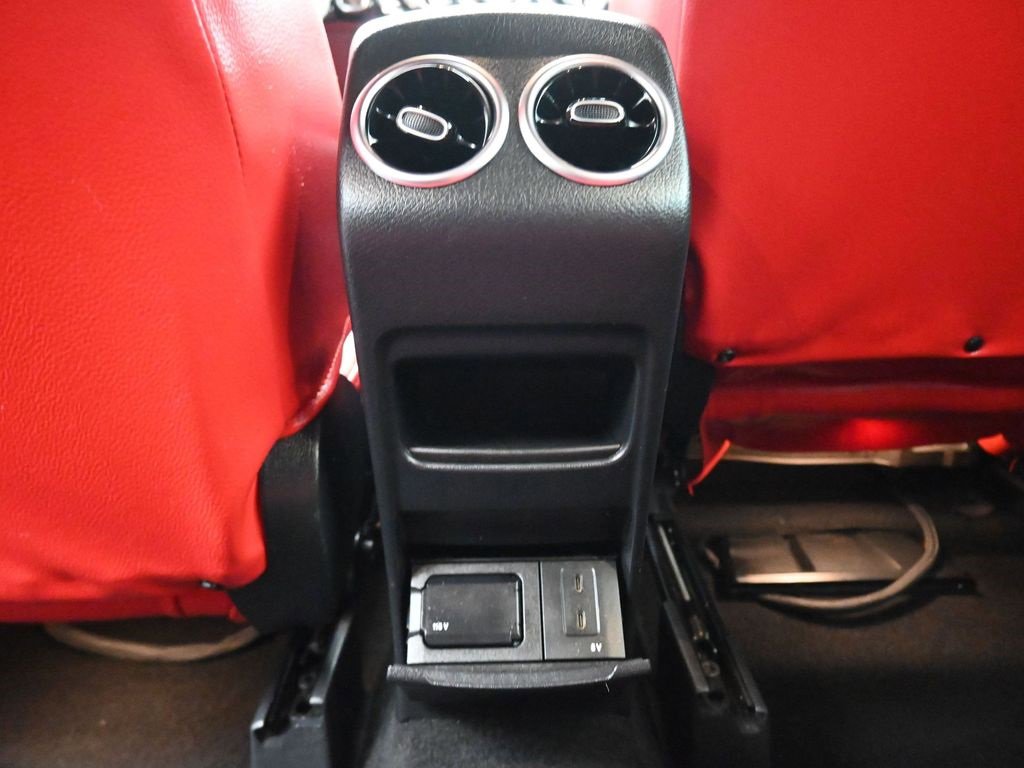 Used 2021 Mercedes-Benz GLA 250 image 35