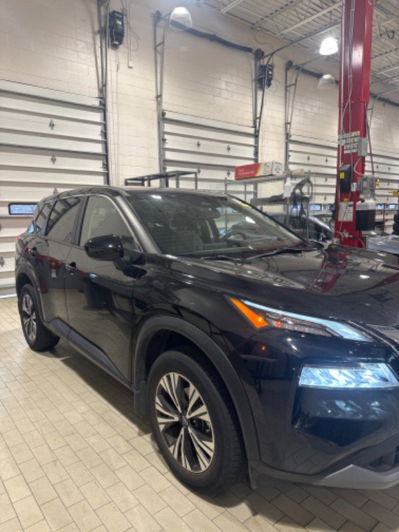 Used 2023 Nissan Rogue SV image 37