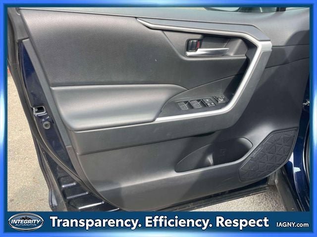 Certified 2025 Toyota RAV4 XLE AWD/4WD image 16