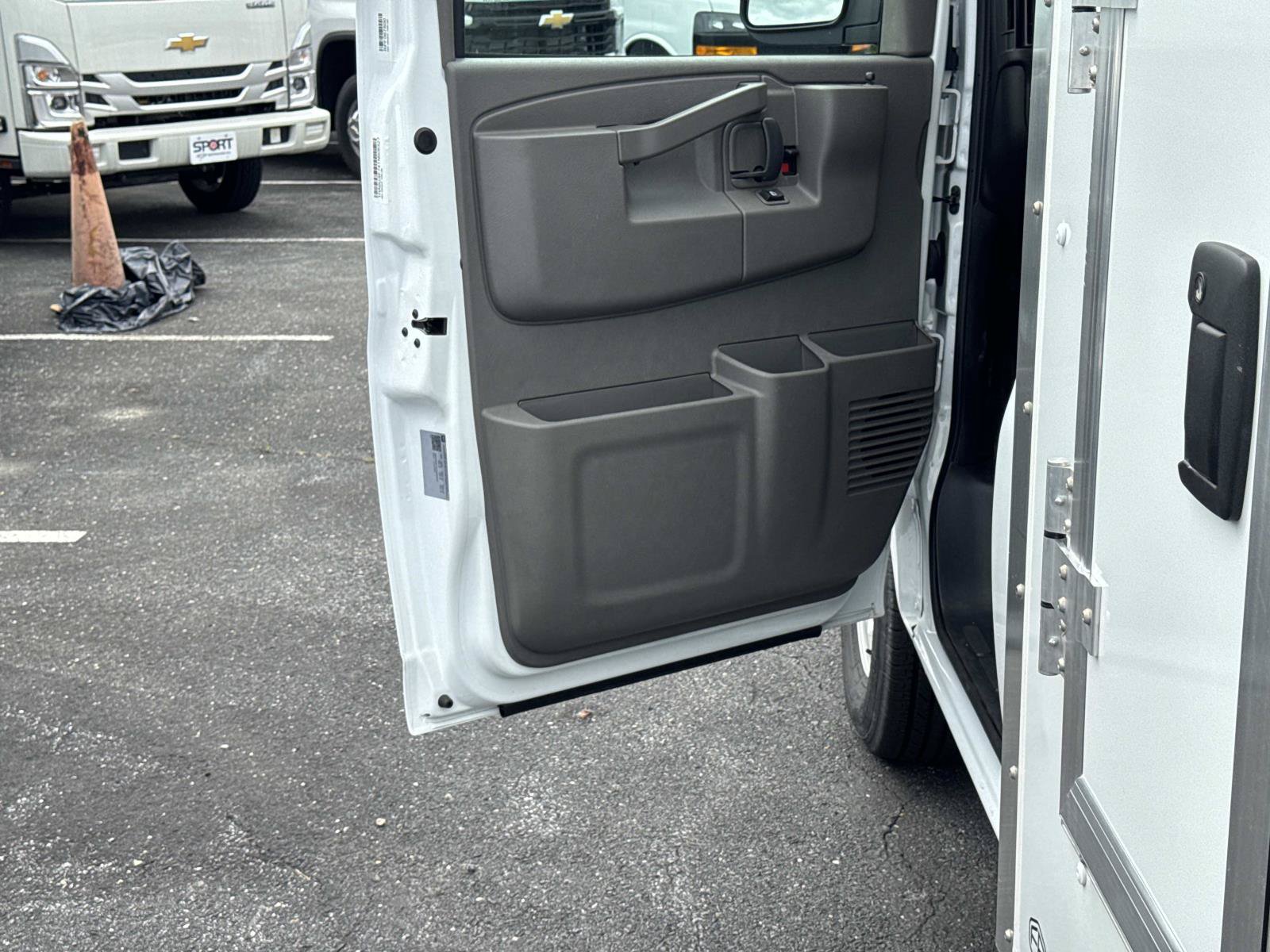 New 2026 Chevrolet Express 3500 w/ Power Convenience Package RWD image 13