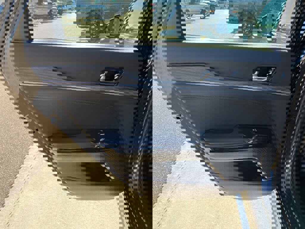 Used 2025 Kia K5 EX image 18