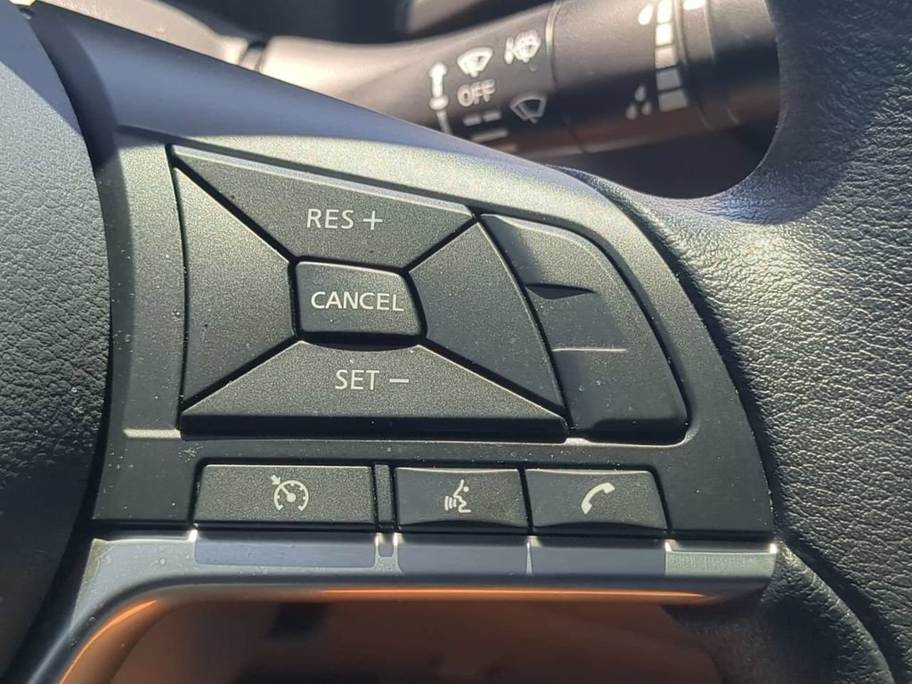 Used 2025 Nissan Altima 2.5 SV FWD image 21