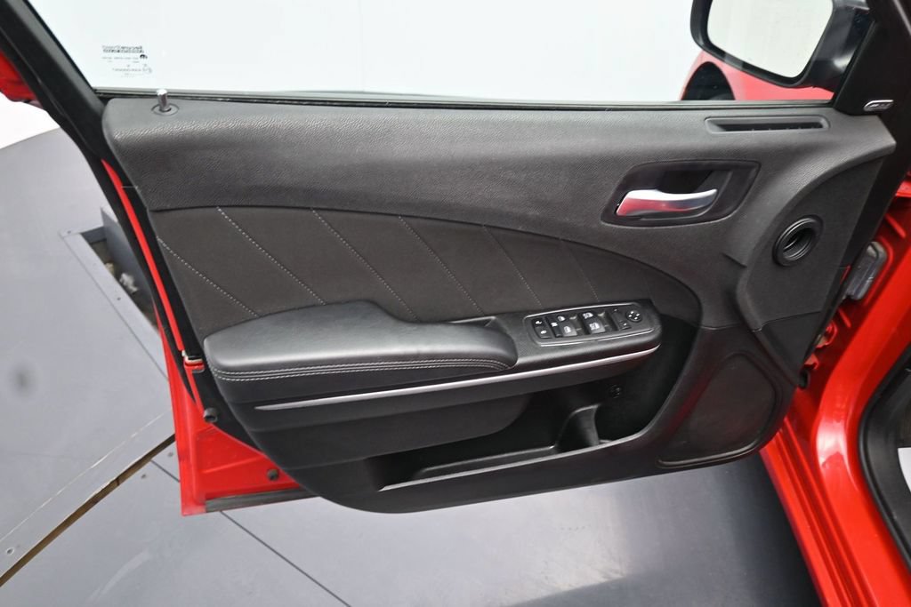 Used 2023 Dodge Charger SXT RWD image 18