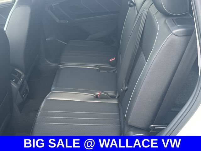Certified 2024 Volkswagen Tiguan SE FWD image 14