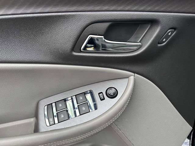 Used 2015 Chevrolet Impala LS w/ LS Convenience Package image 25