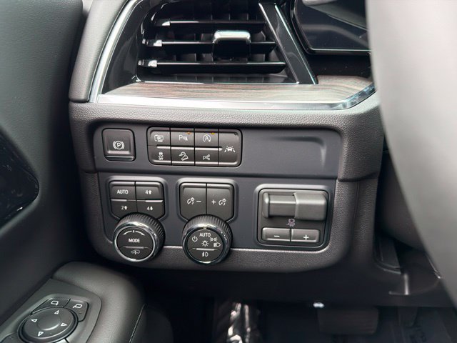 New 2026 Chevrolet Tahoe Z71 w/ Z71 Off-Road Package AWD/4WD image 15