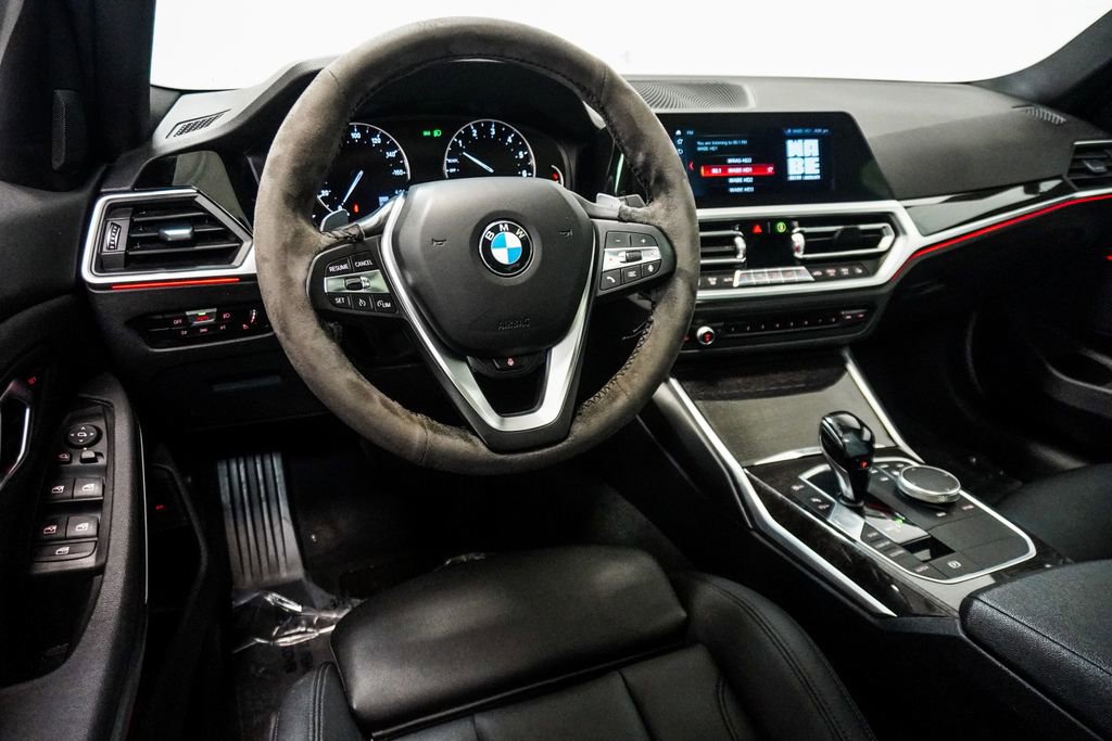 Used 2020 BMW 330i xDrive Sedan w/ Driving Assistance Package AWD/4WD image 14
