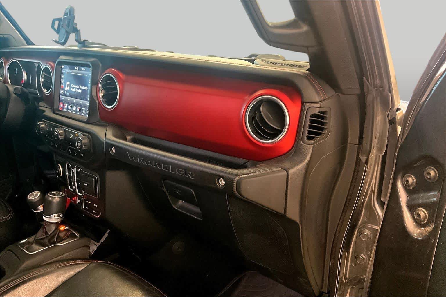 Used 2019 Jeep Wrangler Unlimited Rubicon AWD/4WD image 17
