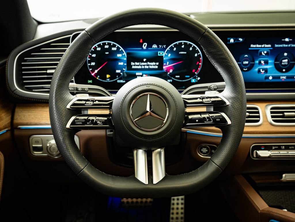 Certified 2026 Mercedes-Benz GLS 450 4MATIC image 45