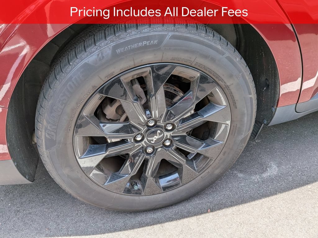Used 2022 Kia Carnival SX Prestige FWD image 8