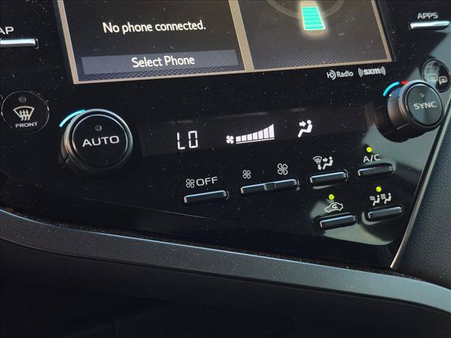 Certified 2020 Toyota Camry SE w/ Sunroof Package FWD image 17