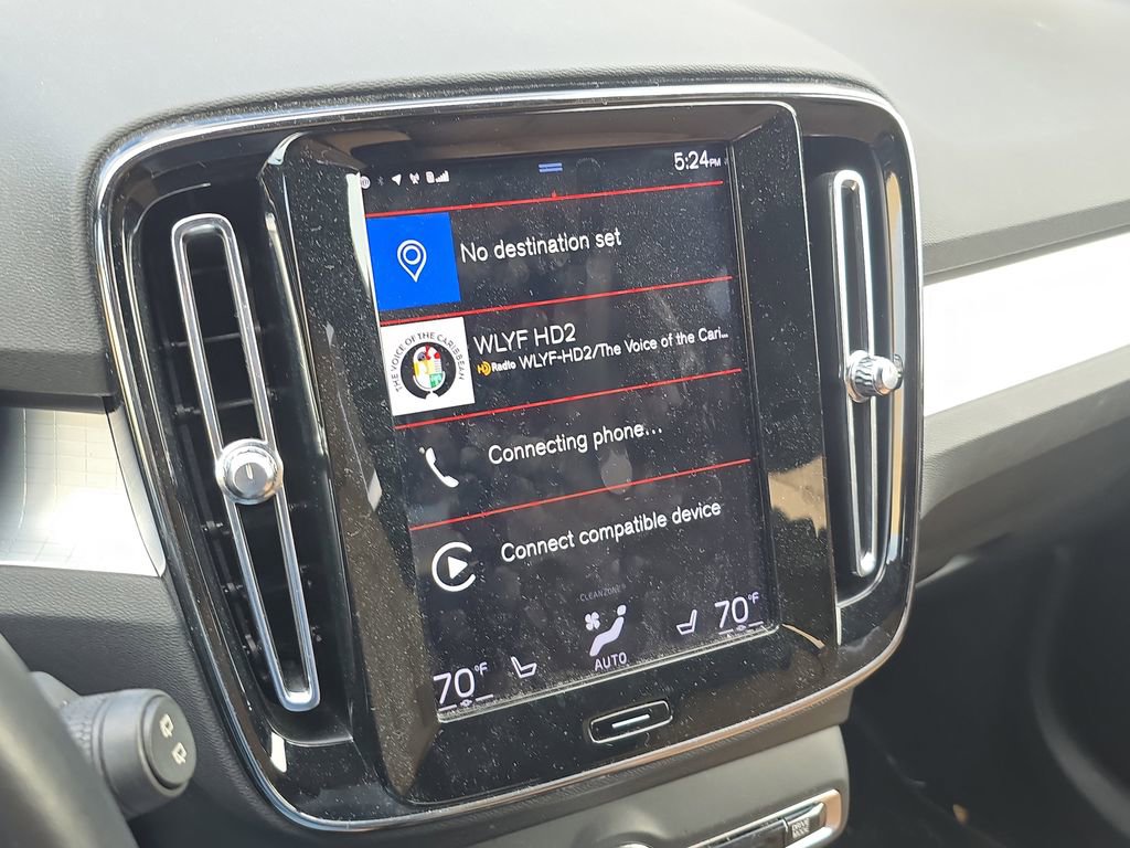 Used 2019 Volvo XC40 T5 Momentum image 25