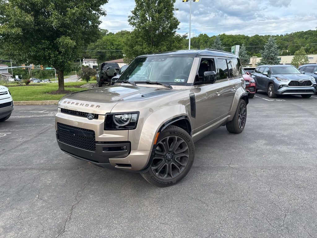 Used 2025 Land Rover Defender 110 AWD/4WD image 1