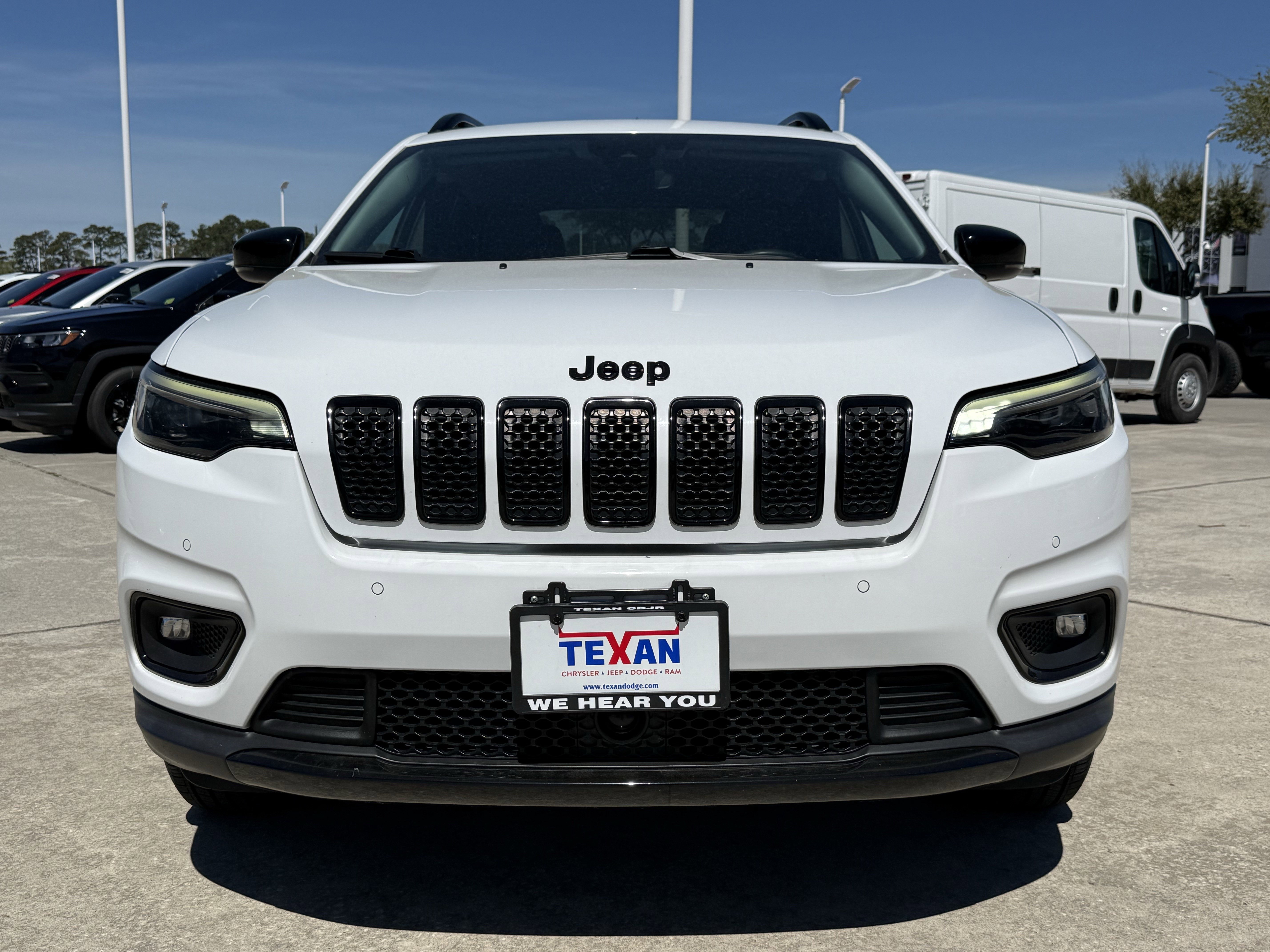 Used 2023 Jeep Cherokee Altitude Lux image 10