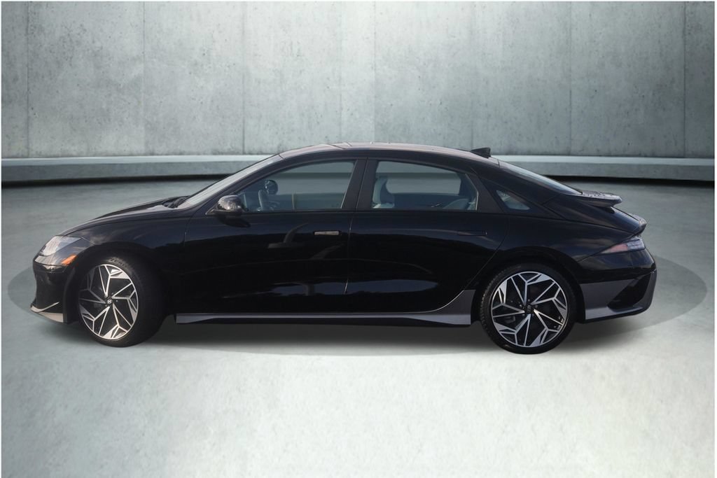 Used 2025 Hyundai Ioniq 6 SEL AWD/4WD image 18