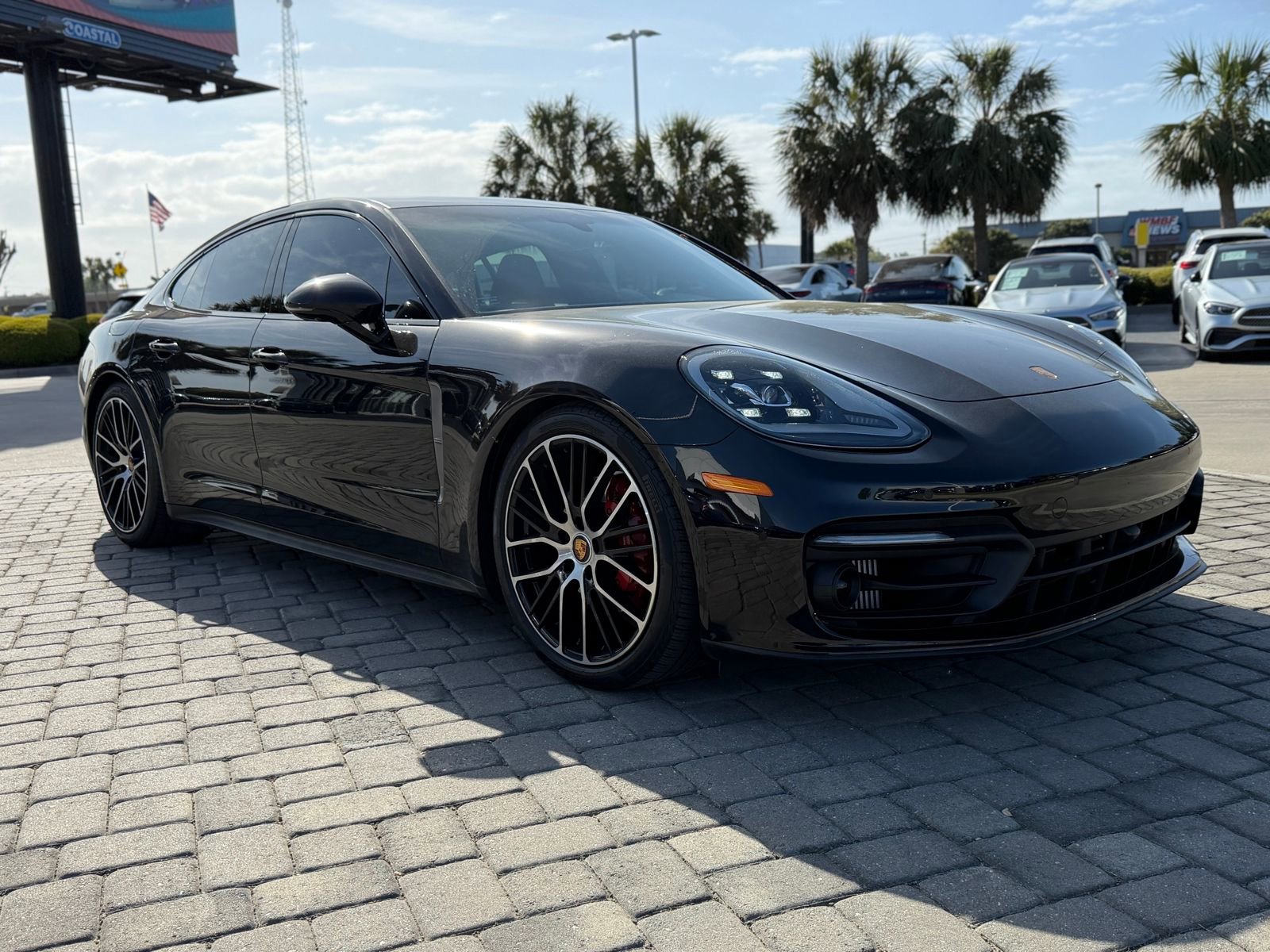 Used 2023 Porsche Panamera 4 Platinum Edition image 9