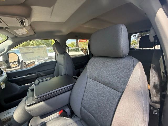New 2025 Ford F350 XL w/ XL Chrome Package image 13