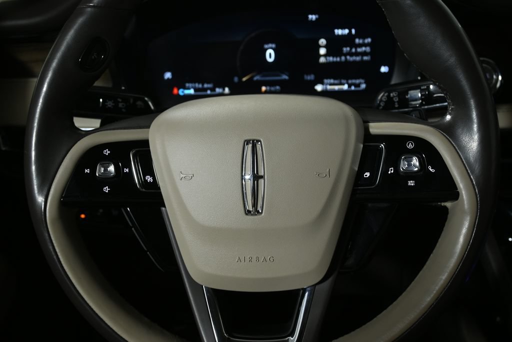Used 2022 Lincoln Corsair Reserve w/ Equipment Group 201A AWD/4WD image 19