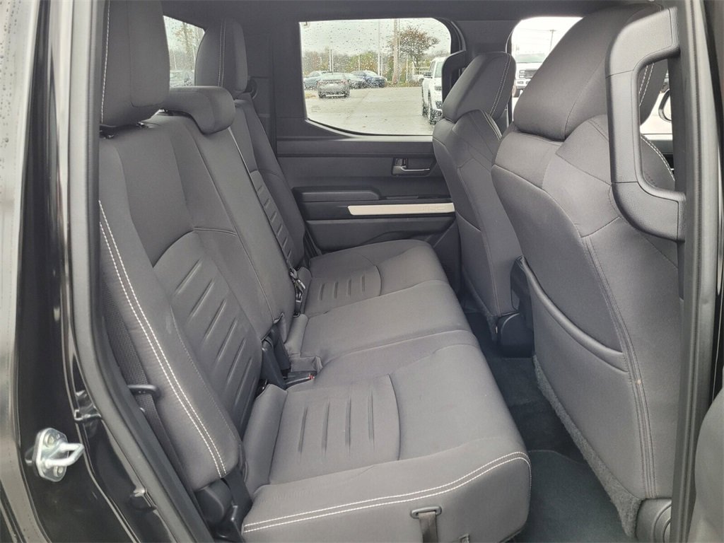 Used 2024 Toyota Tacoma TRD Off-Road image 12