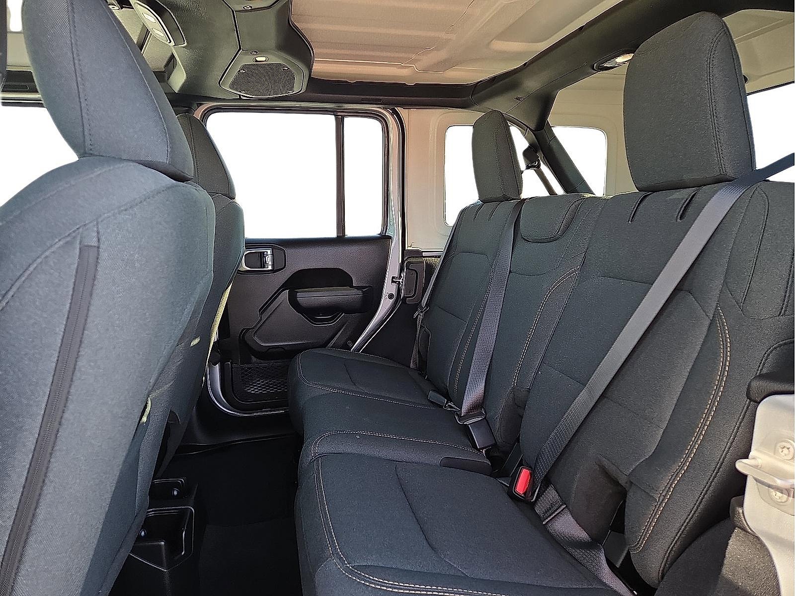 Used 2024 Jeep Wrangler Sport S image 10