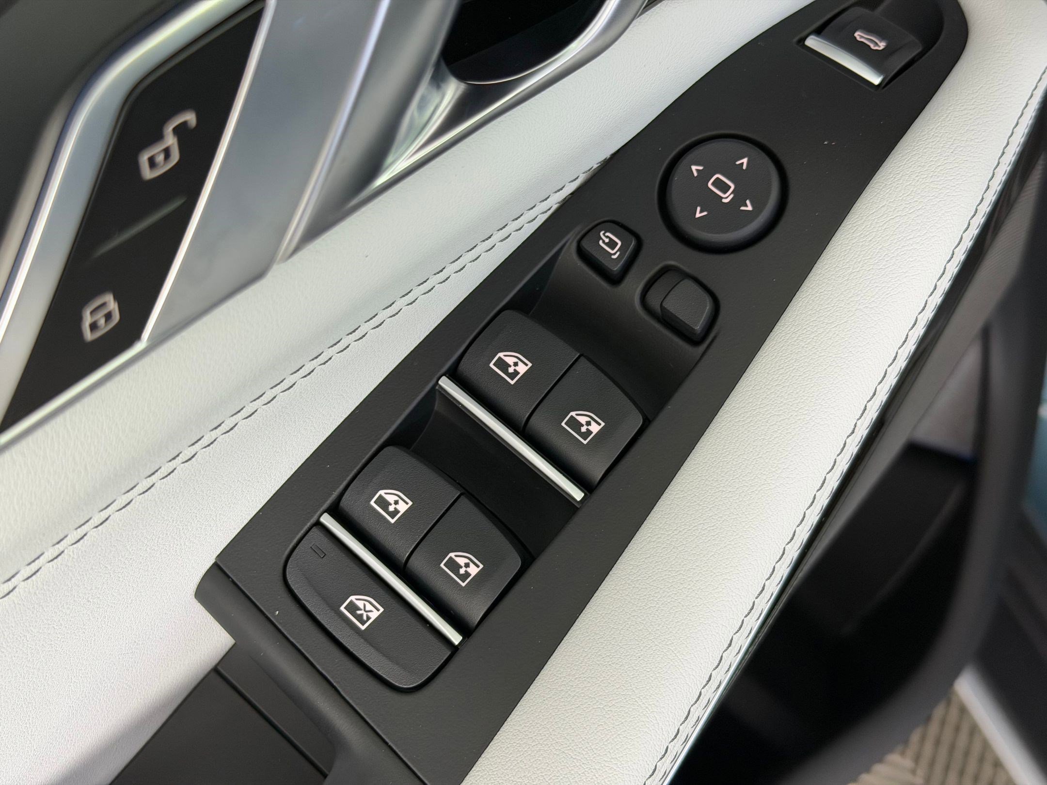 New 2026 BMW X5 sDrive40i w/ Climate Comfort Package image 20