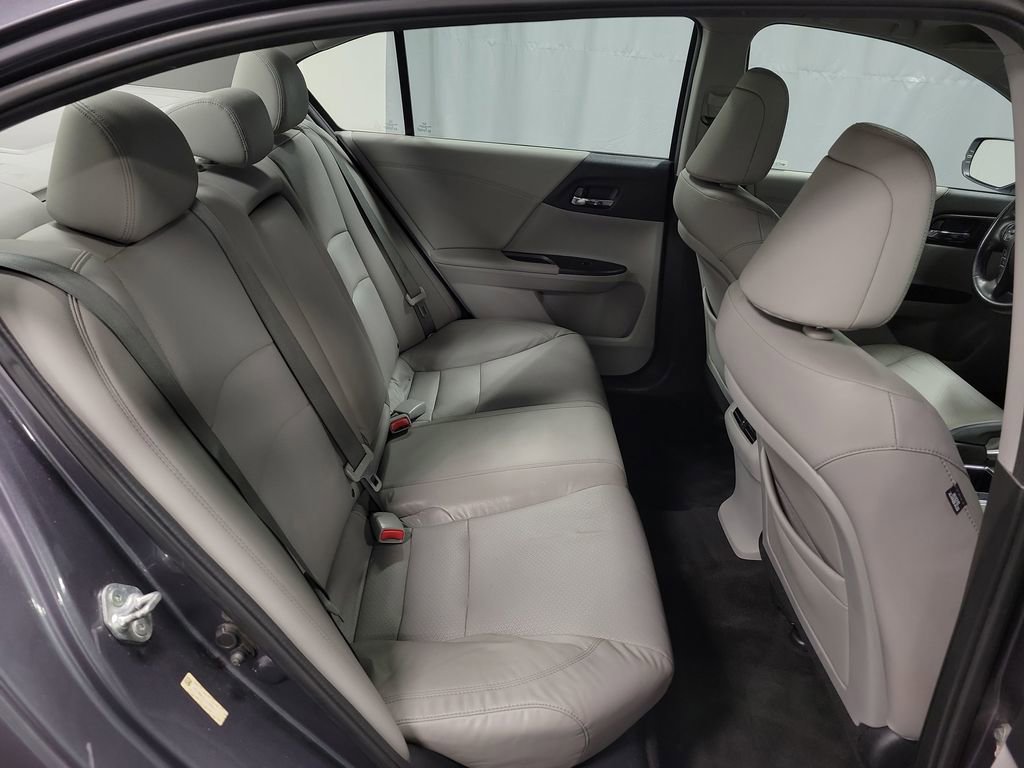 Used 2013 Honda Accord Touring image 26