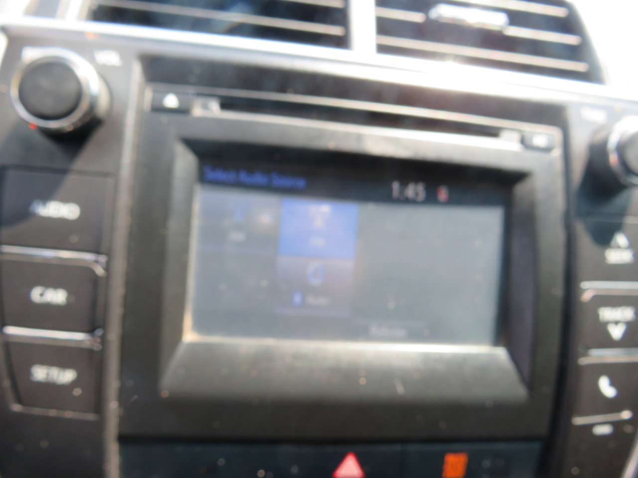 Used 2015 Toyota Camry SE image 15