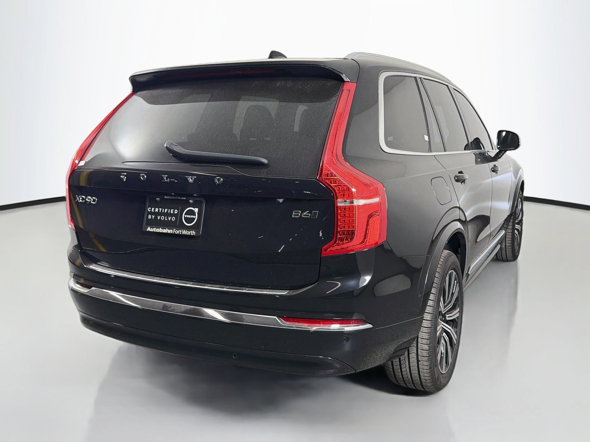 Certified 2023 Volvo XC90 B6 Plus w/ Protection Package Premier AWD/4WD image 6
