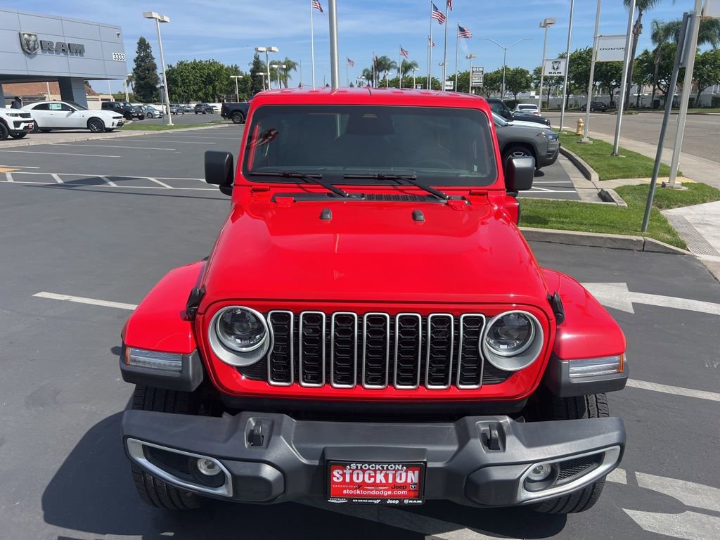 Used 2025 Jeep Wrangler Unlimited Sahara w/ Safety Group AWD/4WD image 5