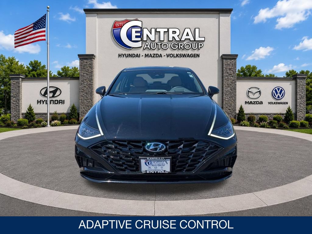 Certified 2023 Hyundai Sonata Limited FWD image 2