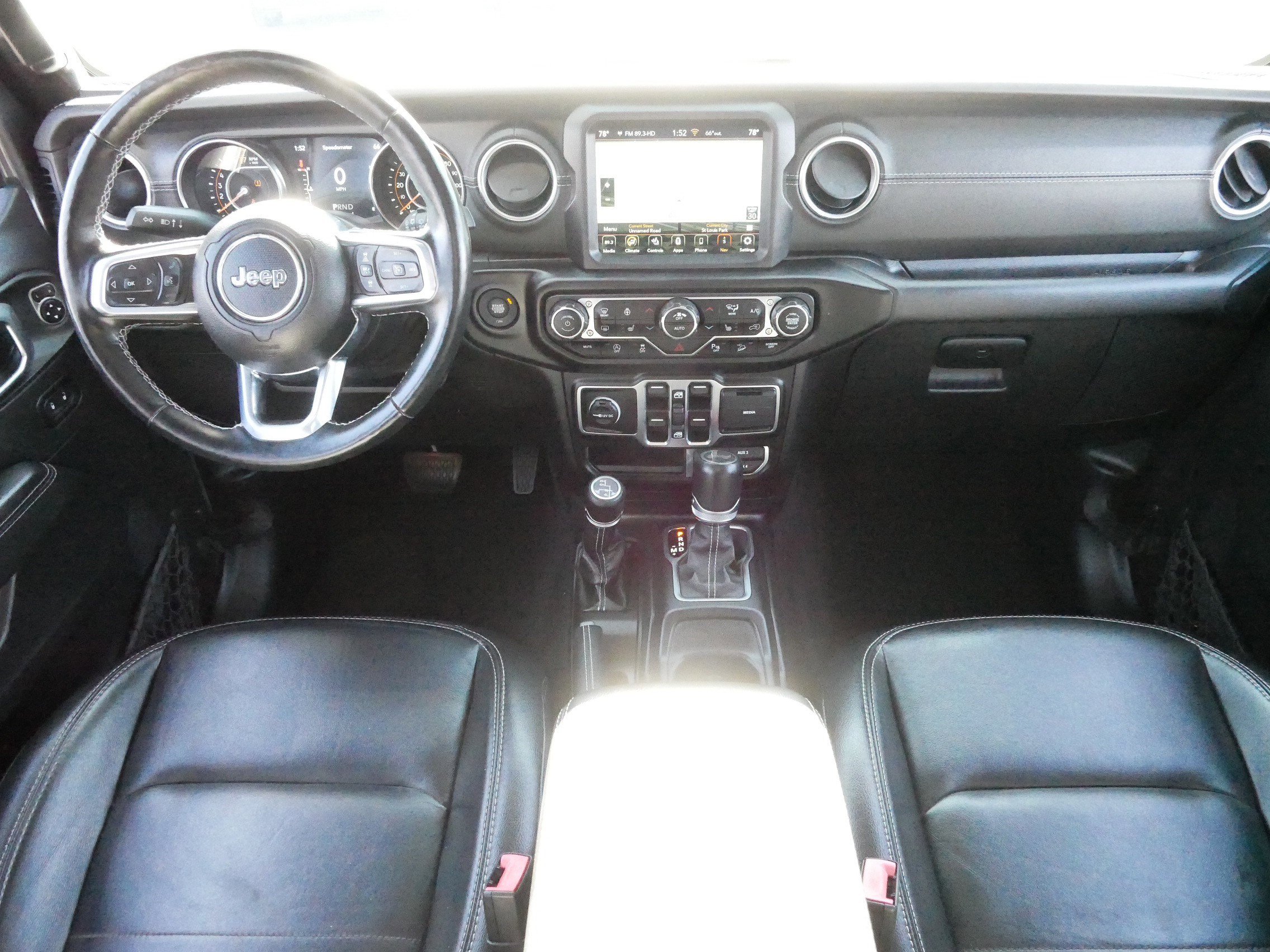 Used 2021 Jeep Wrangler Unlimited Sahara image 11