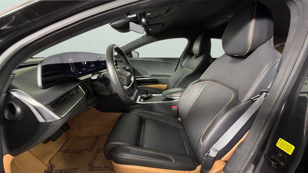Used 2024 Lucid Air Touring image 17