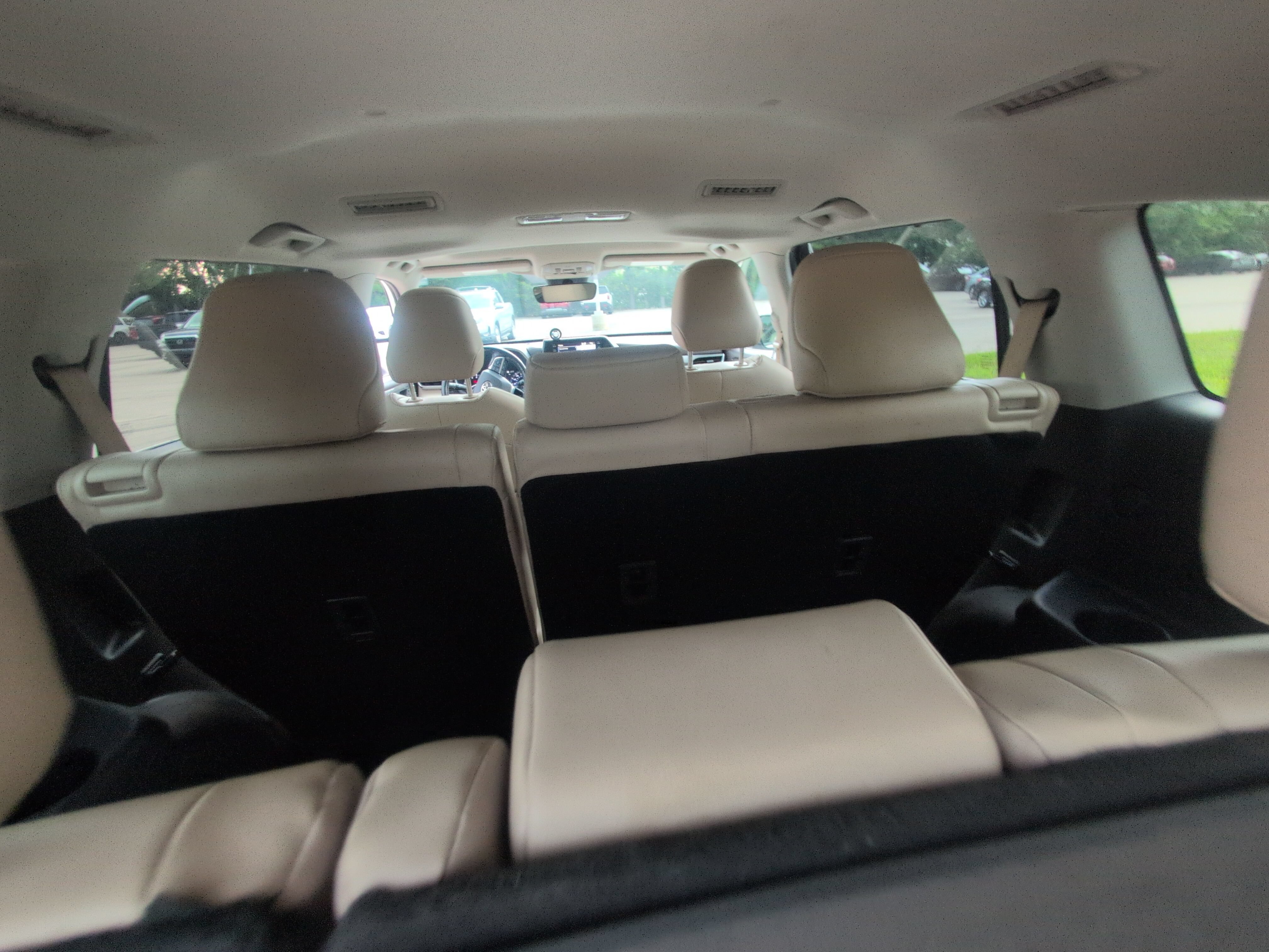 Used 2020 Toyota Highlander Limited AWD/4WD image 36