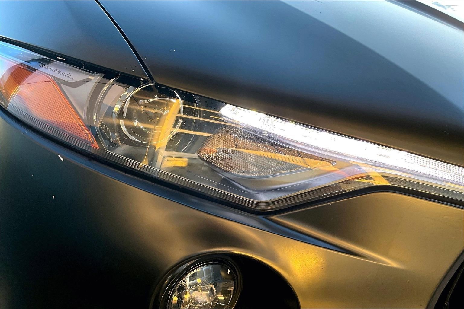 Used 2017 Maserati Levante image 27