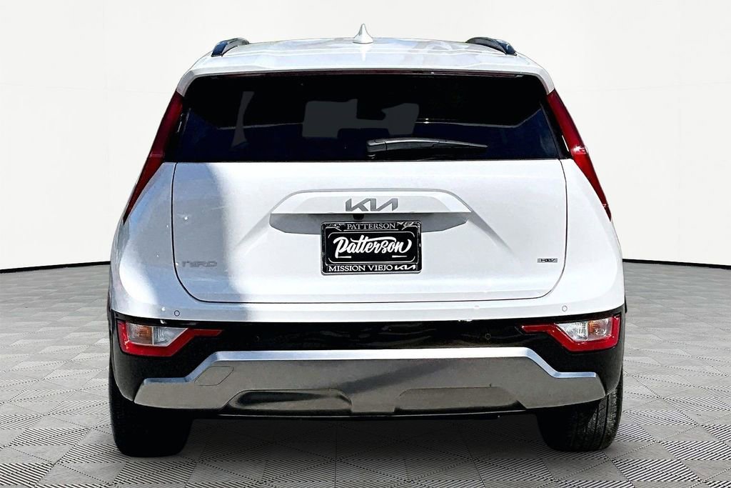 Certified 2025 Kia Niro EX Touring FWD image 4