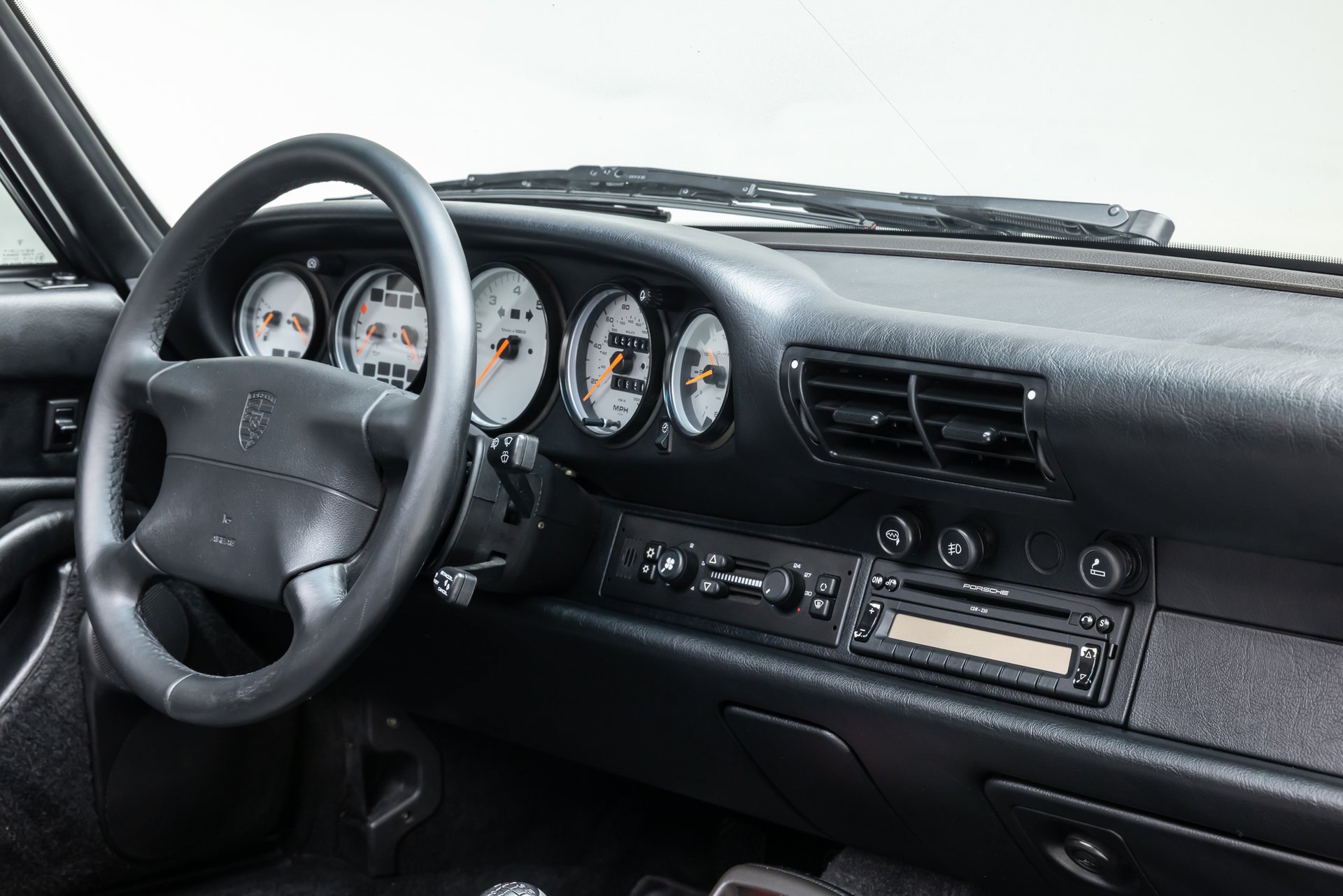 Used 1998 Porsche 911 Cabriolet image 34