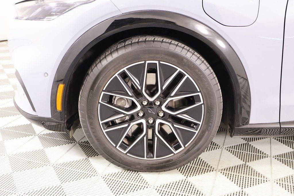 Used 2024 Ford Mustang Mach-E Premium image 18