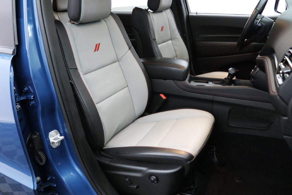 Used 2023 Dodge Durango R/T w/ Tow 'N Go Package AWD/4WD image 26
