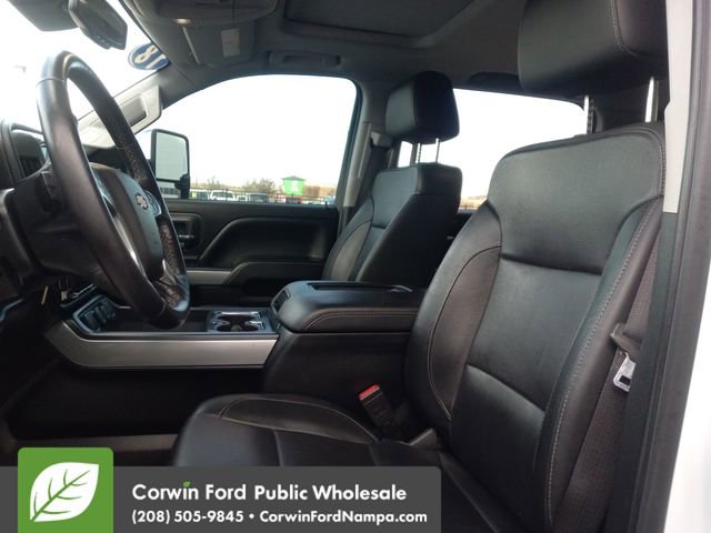 Used 2018 Chevrolet Silverado 3500 LTZ image 23