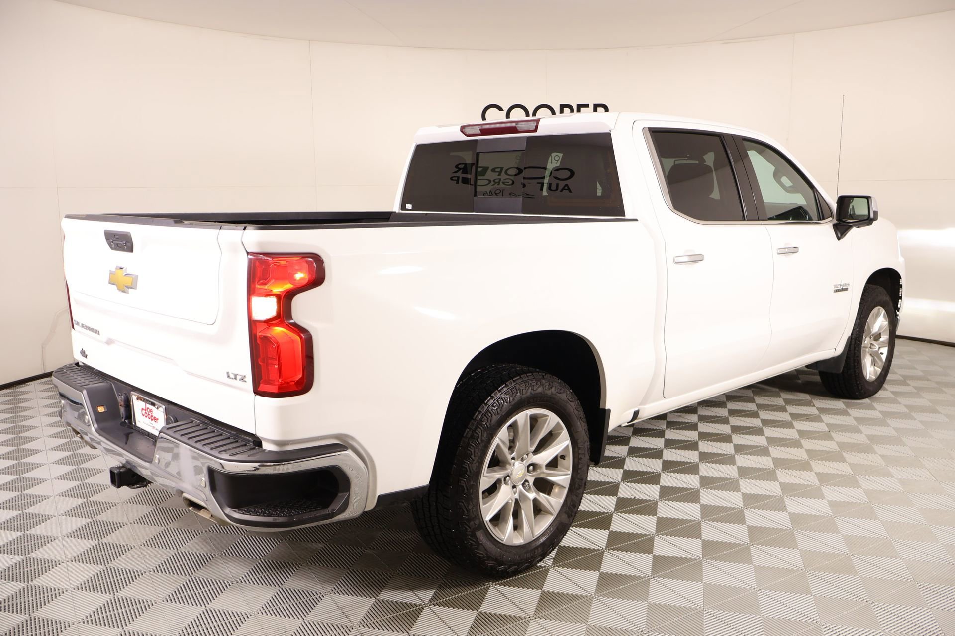 Used 2021 Chevrolet Silverado 1500 LTZ image 21
