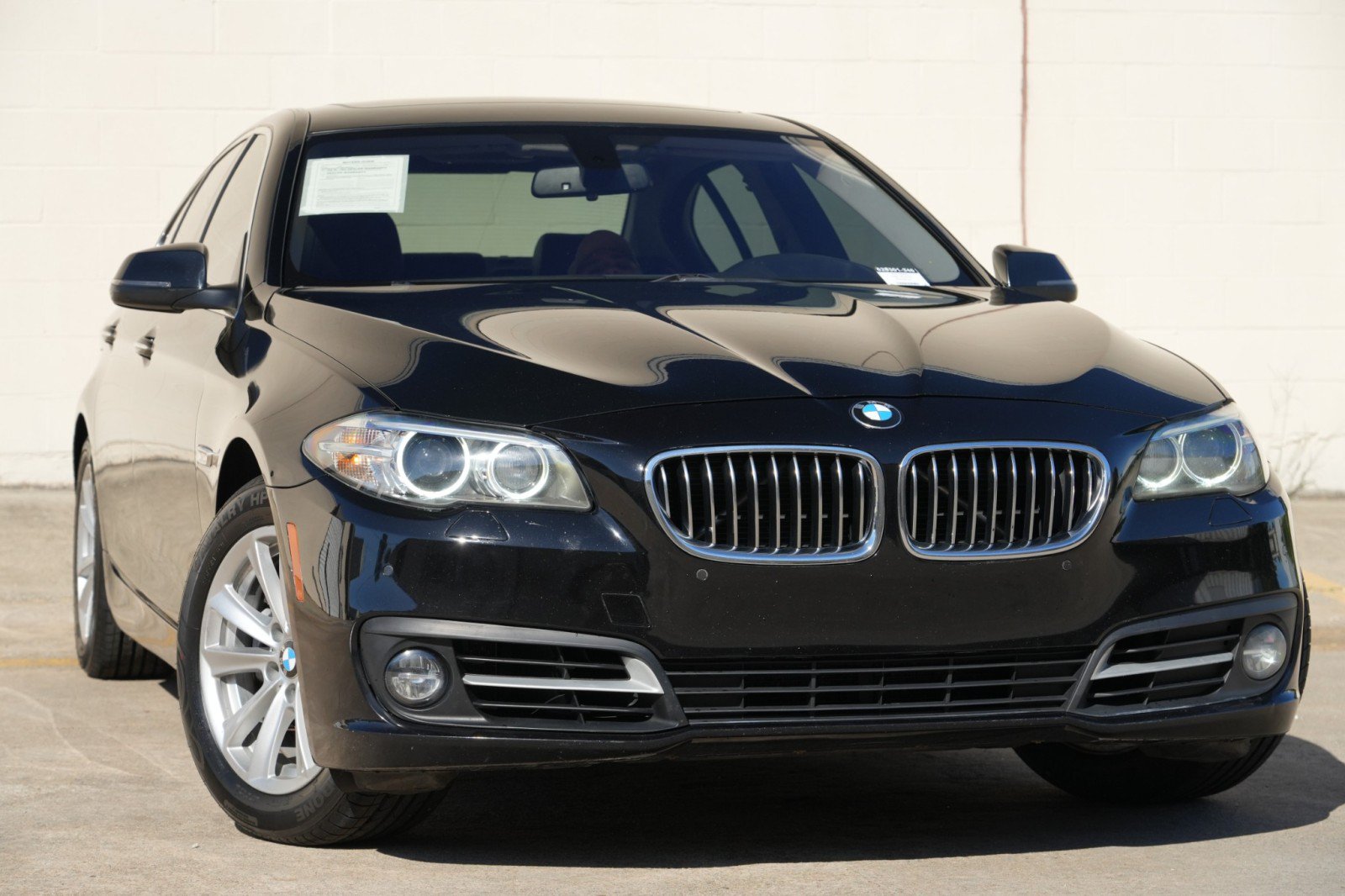 Used 2015 BMW 528i xDrive Sedan AWD/4WD image 2