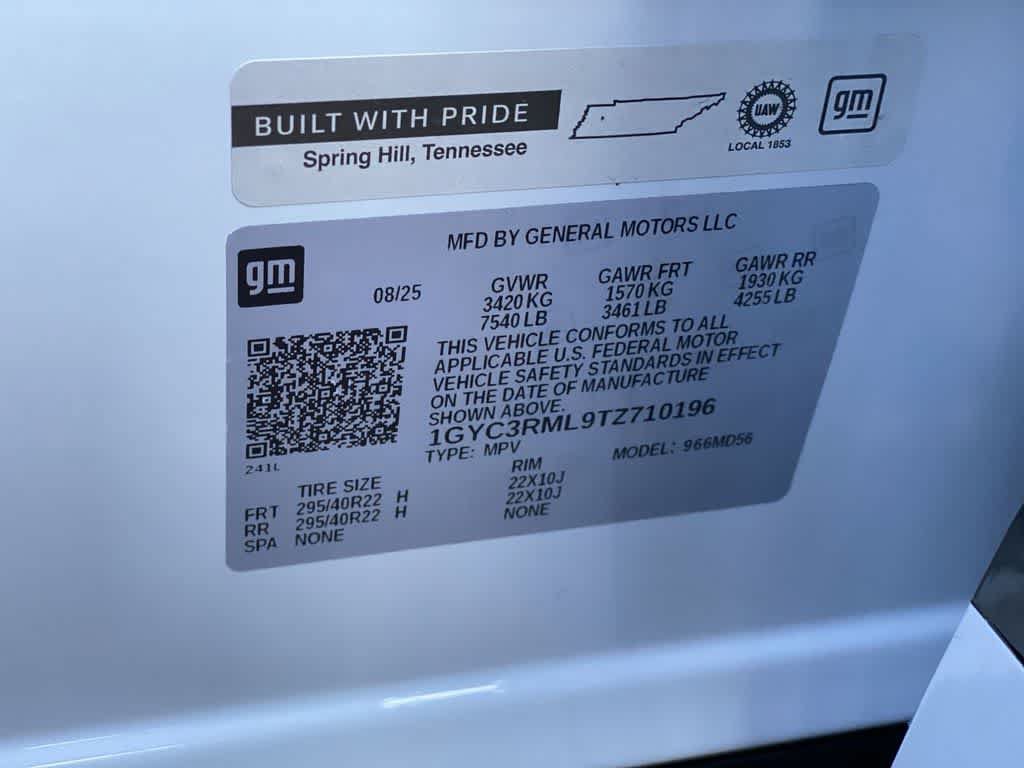 Certified 2026 Cadillac Vistiq Premium Luxury w/ LPO, Floor Liner Package AWD/4WD image 28